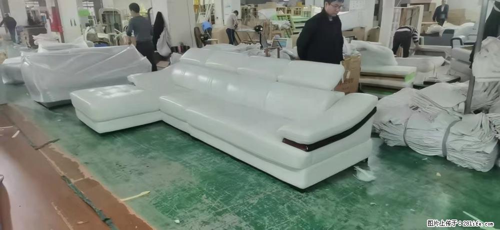 【大厂仿真皮沙发】实木框架，高回弹海绵45密度。全新包装，质量非常好，3.6米右贵妃 - 各类家具 - 居家生活 - 台湾分类信息 - 台湾28生活网 tw.28life.com